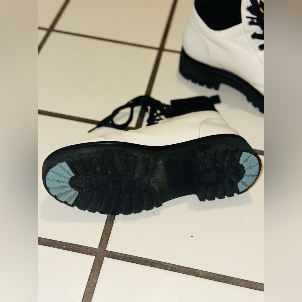 🤍KENNETH COLE white leather boots - Picture 7 of 14
